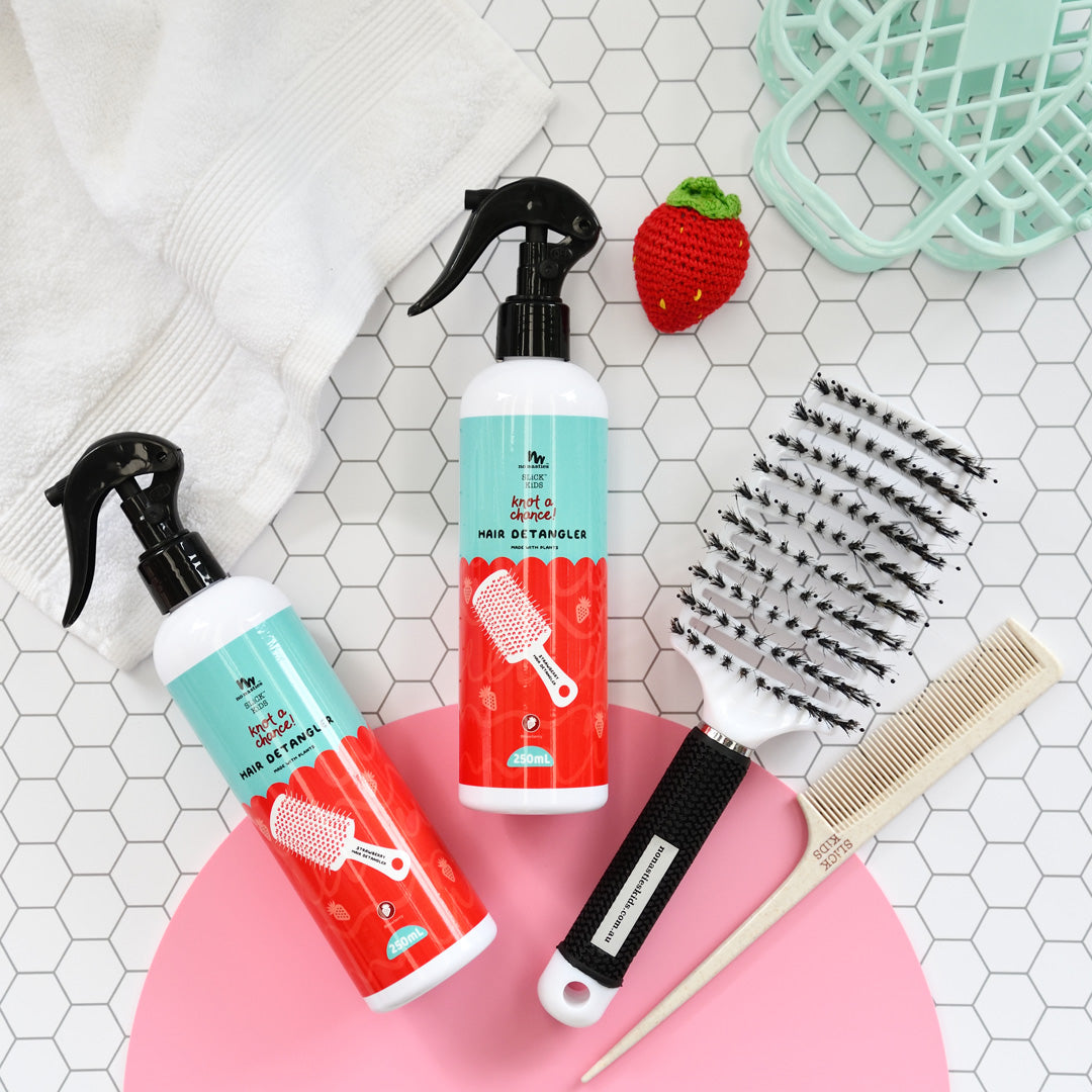 strawberry-Detangler-set-with-pink-brush